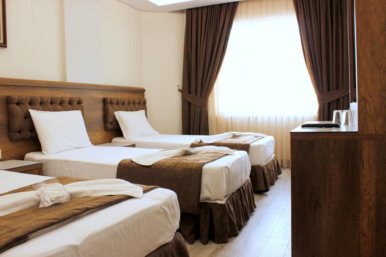 Hotel Buyuk Paris イスタンブール エクステリア 写真